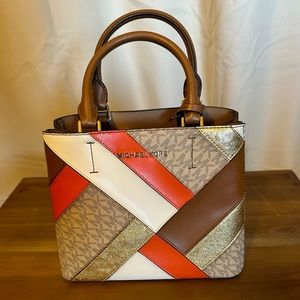 NWOT, Michael Kors Crossbody